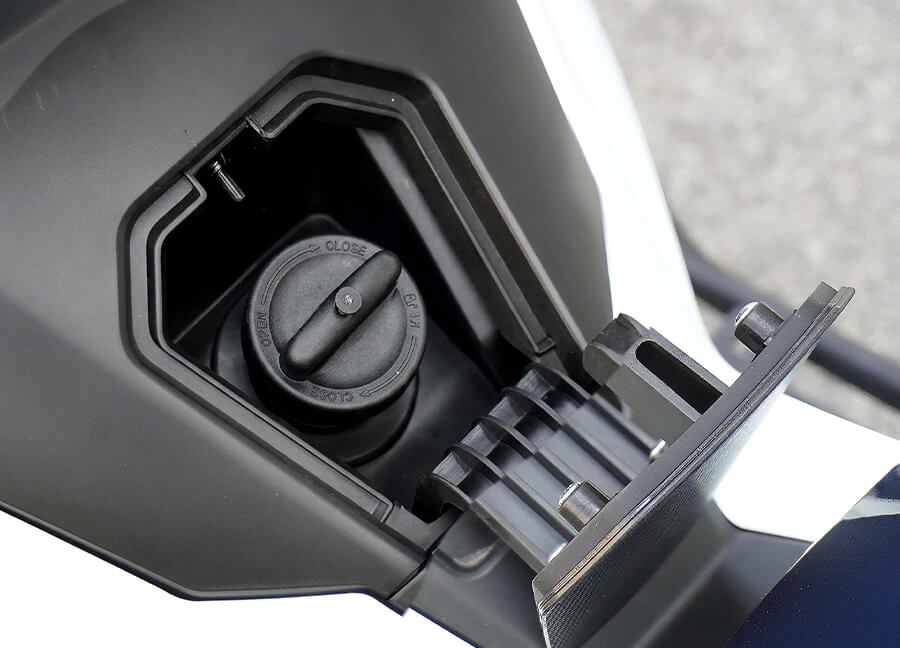 Large 10.5L Fuel Tank Capacity